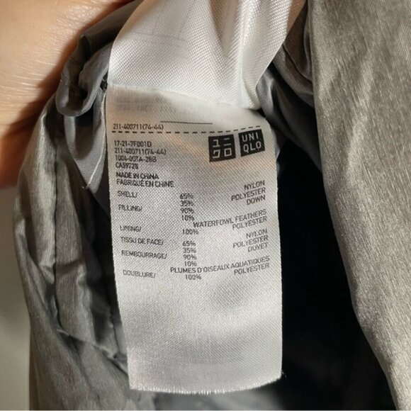 Uniqlo Women's Gray Puffer Jacket - Picture 7 of 7